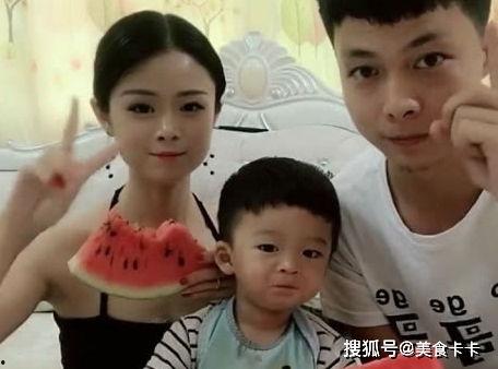 夫妻带孩子吃瓜,夫妻携手带娃共享夏日清凉瓜果盛宴 第1张 夫妻带孩子吃瓜,夫妻携手带娃共享夏日清凉瓜果盛宴 第1张