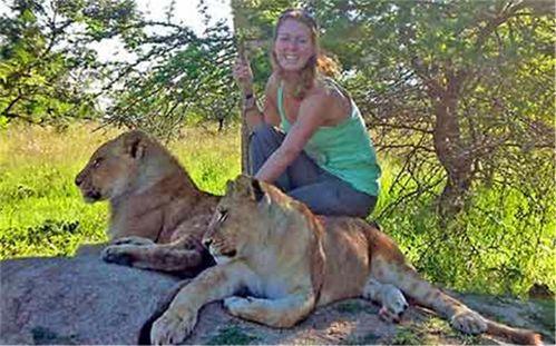 狮子女找你吃瓜,揭秘她们的社交趣味与热点追踪  第2张