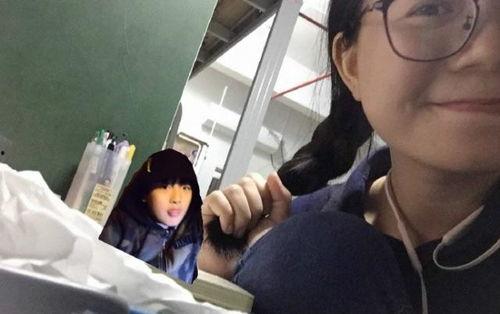 费曼新作吃瓜路人,揭秘“吃瓜路人生”的奇妙旅程 第3张 费曼新作吃瓜路人,揭秘“吃瓜路人生”的奇妙旅程 第3张