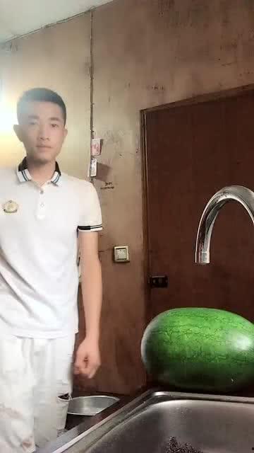 吃瓜不用刀系列,轻松解码娱乐圈风云,无需锋利刀刃 第3张 吃瓜不用刀系列,轻松解码娱乐圈风云,无需锋利刀刃 第3张