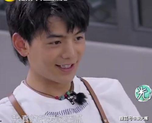 晓明哥吃瓜,揭秘娱乐圈幕后真相 第2张 晓明哥吃瓜,揭秘娱乐圈幕后真相 第2张