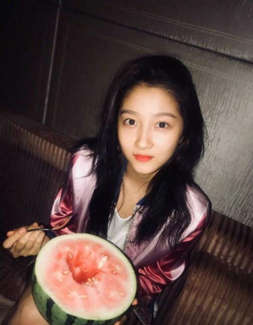 瓜地吃瓜鹿晗关晓彤 第2张 瓜地吃瓜鹿晗关晓彤 第2张