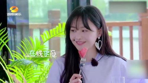 郑爽吃的瓜怎么吃,如何优雅地享用娱乐圈的“美味” 第2张 郑爽吃的瓜怎么吃,如何优雅地享用娱乐圈的“美味” 第2张