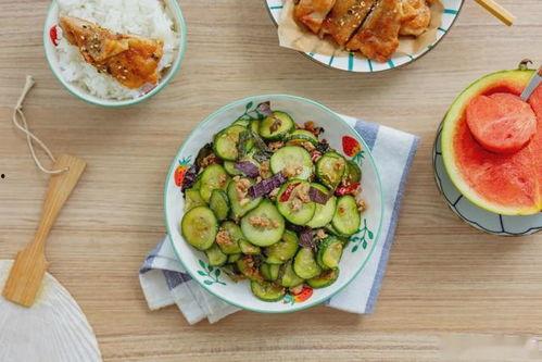 小助理吃瓜火了,网络热议背后的真相与反思 第3张 小助理吃瓜火了,网络热议背后的真相与反思 第3张