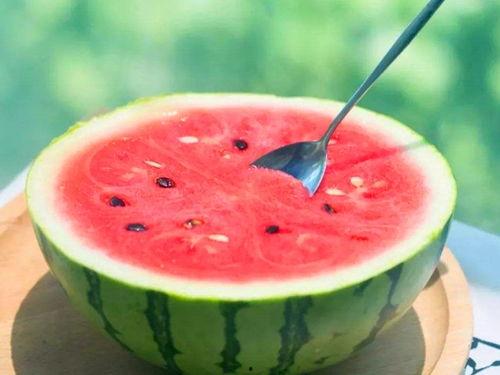 立秋之时吃瓜,清凉一夏的甜蜜收尾 第2张 立秋之时吃瓜,清凉一夏的甜蜜收尾 第2张