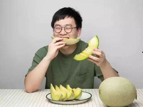 瞒甜吃瓜,揭秘娱乐圈甜蜜背后的秘密 第3张 瞒甜吃瓜,揭秘娱乐圈甜蜜背后的秘密 第3张