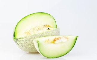 孕晚期一次吃半个哈密瓜,神奇助力胎儿健康发育 第2张 孕晚期一次吃半个哈密瓜,神奇助力胎儿健康发育 第2张