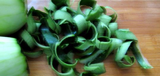 盘子吃瓜,品味生活百态  第2张