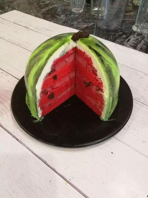 吃瓜吃糖吃蛋糕,吃瓜、吃糖、吃蛋糕的甜蜜之旅 第2张 吃瓜吃糖吃蛋糕,吃瓜、吃糖、吃蛋糕的甜蜜之旅 第2张