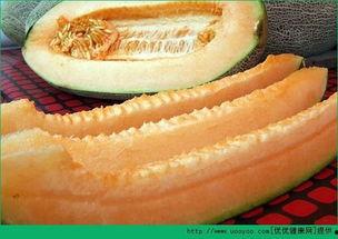 吃哈密瓜炒着吃,炒制美味，尽享瓜香四溢  第2张