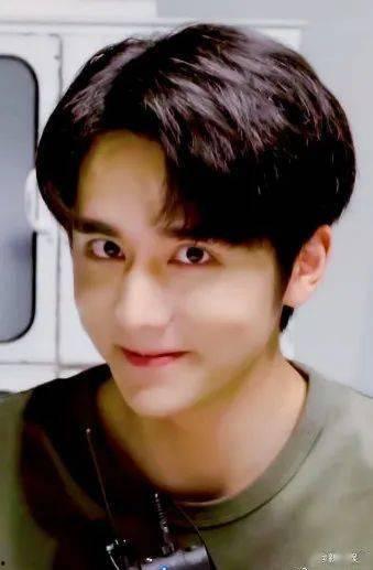 张新成吃瓜现场 第3张 张新成吃瓜现场 第3张