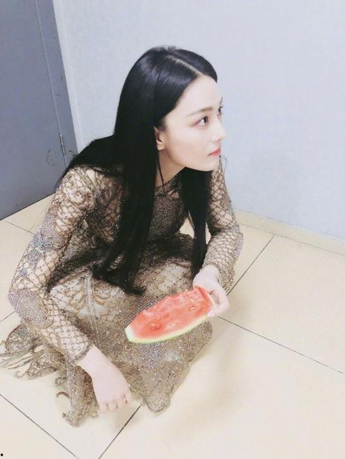 陈雯吃瓜,揭秘娱乐圈幕后故事