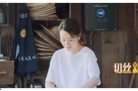 临沂吃瓜姐夫事件视频,一场网络热议的真相揭秘  第2张