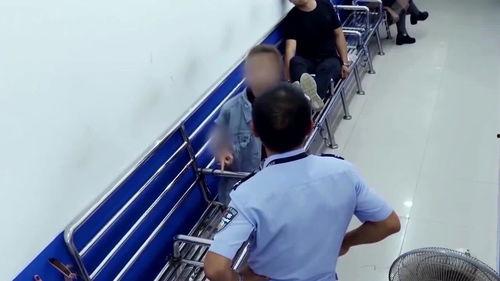 解放西吃瓜女生,揭秘吃瓜女生的独特魅力  第3张