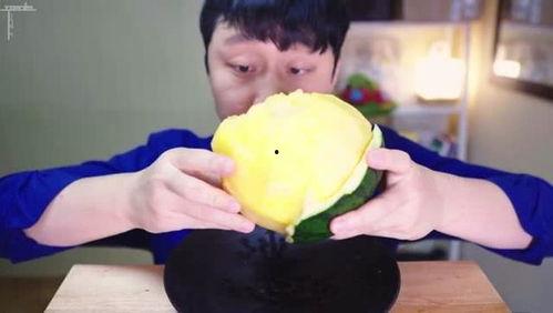 黄衣服小哥吃瓜,揭秘娱乐圈幕后真相