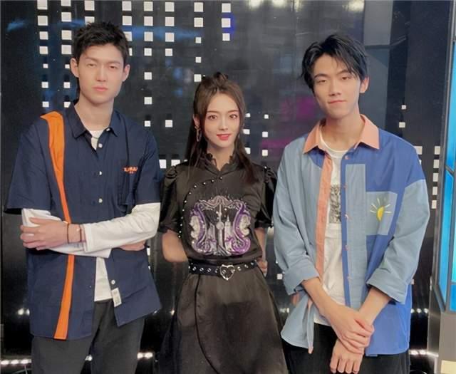 灵儿吃瓜吃自己,意外引发自我消化奇观  第2张