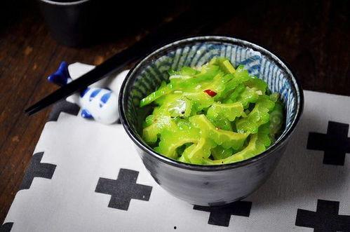 拌料吃瓜,夏日清凉美食新风尚 第1张 拌料吃瓜,夏日清凉美食新风尚 第1张