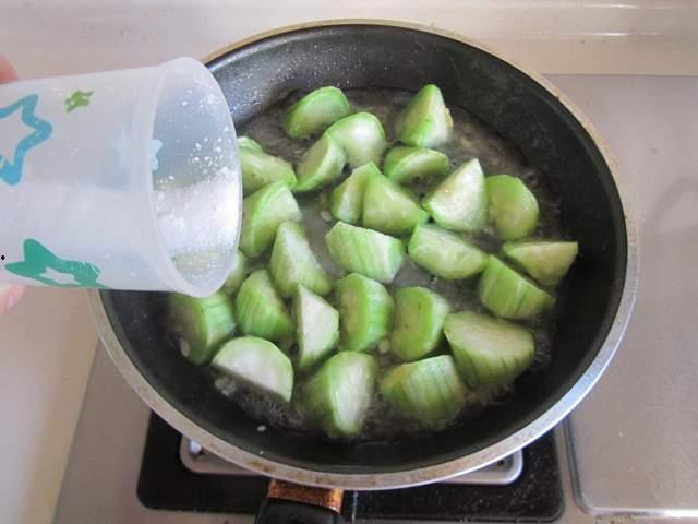 吃瓜抓钱,揭秘网络红人财富密码 第2张 吃瓜抓钱,揭秘网络红人财富密码 第2张