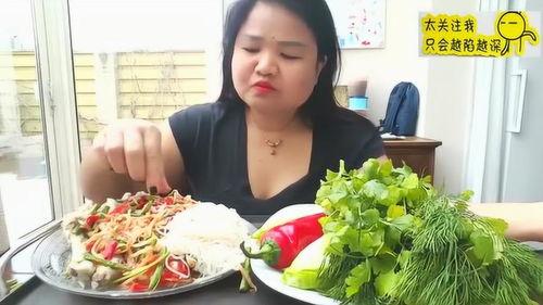 福建吃瓜大妈是谁,福建吃瓜大妈引发全网热议  第3张