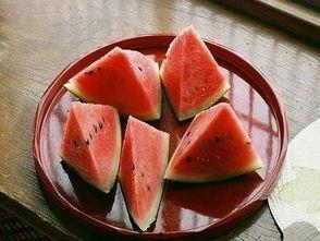 维坊吃瓜事件,一场网络热议背后的真相与反思