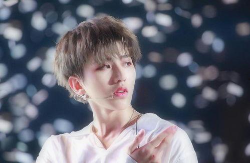 娱驿吃瓜蔡徐坤王一博,蔡徐坤王一博的吃瓜大揭秘 第2张 娱驿吃瓜蔡徐坤王一博,蔡徐坤王一博的吃瓜大揭秘 第2张