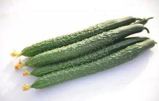 白霜吃瓜,揭秘娱乐圈的甜蜜与苦涩  第3张