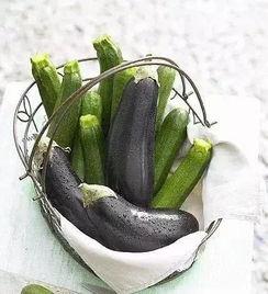 朱儿吃瓜,揭秘娱乐圈背后的那些事儿  第2张